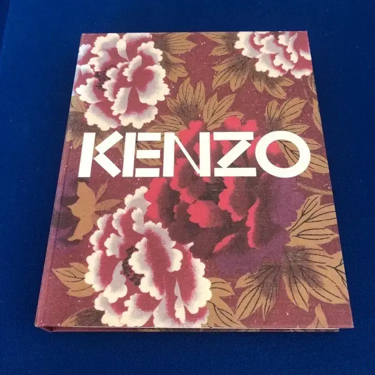 Kenzo Artbook 겐조 아트북 (절판본)