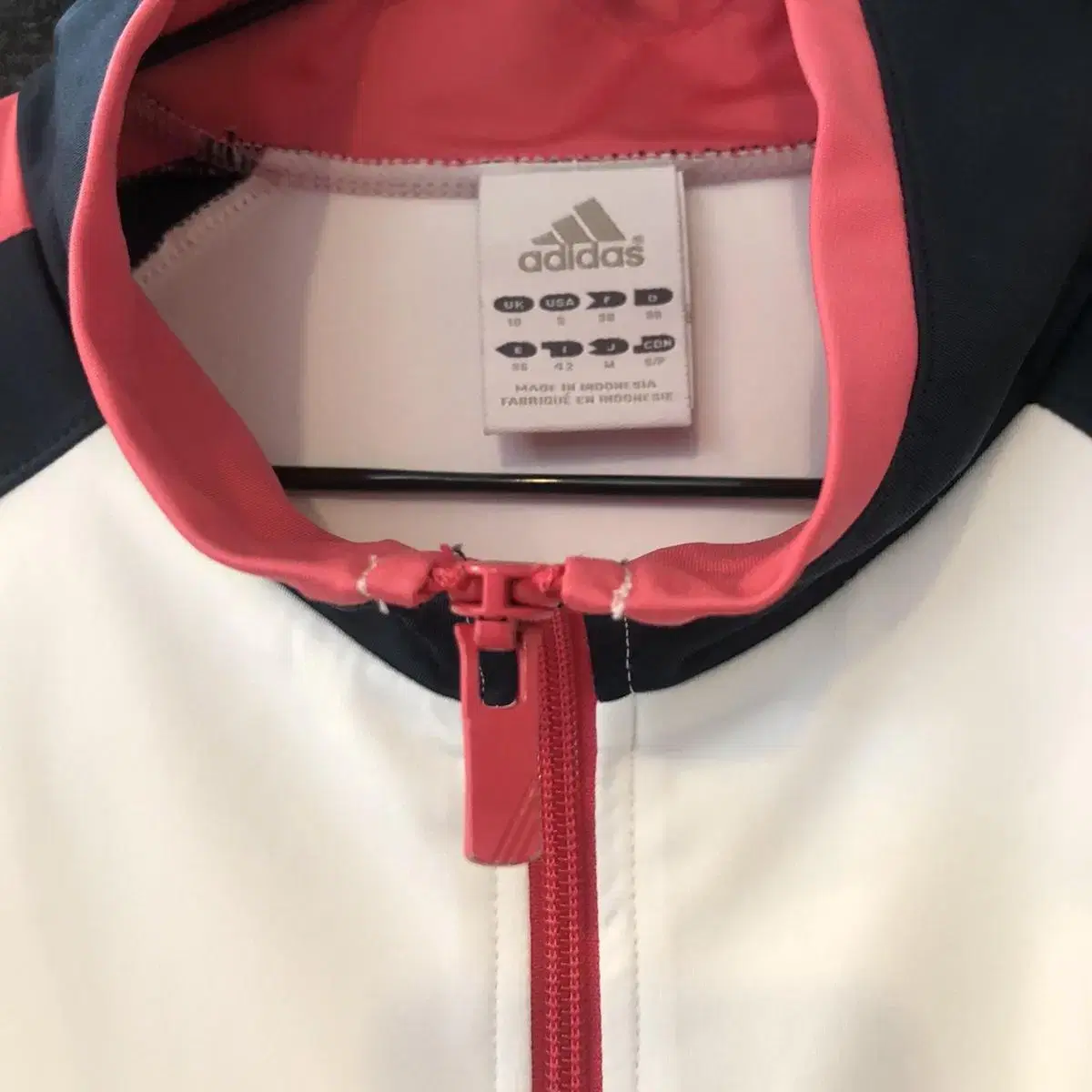 Vintage Adidas pink white windbreak