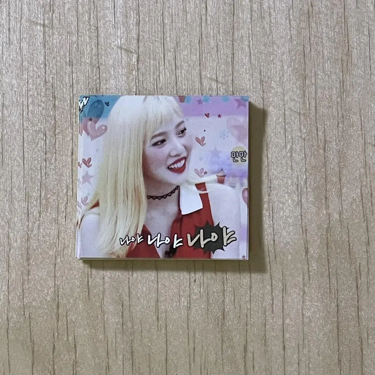 Red Velvet joy sells unofficial goods (stickers) only to you.