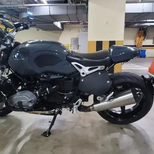 BMW r9t (알나인티)판매합니다