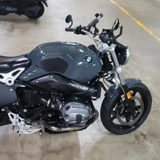 BMW r9t (알나인티)판매합니다