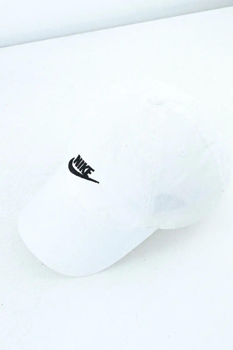 (F) Nike cap cotton white ACC.