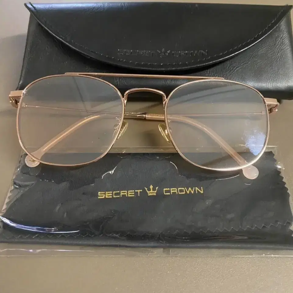 secret crown 선글라스