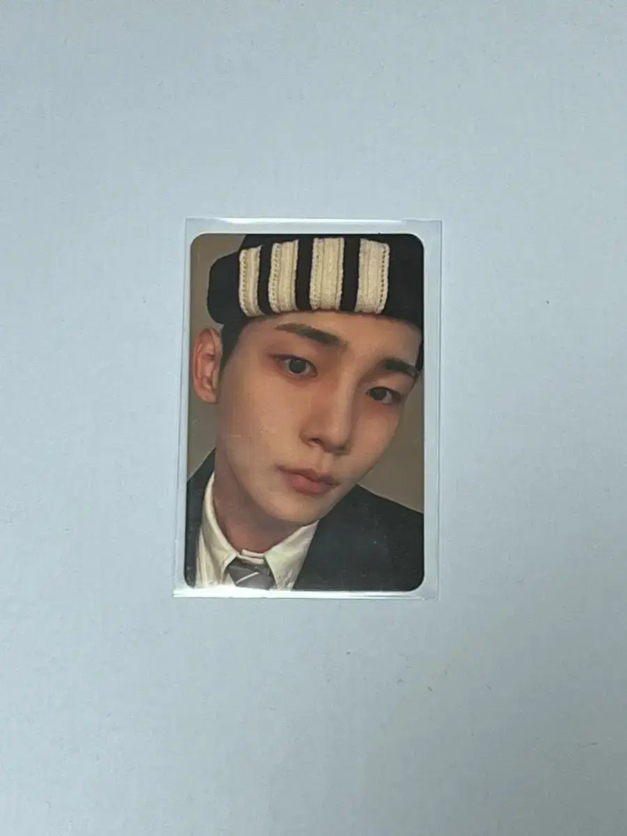 Shinee Hard Maker key photocard + Bromide