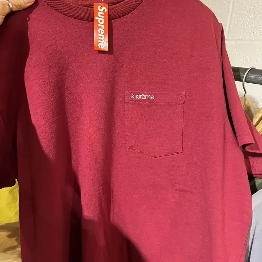 슈프림 반팔 포켓티셔츠 L Supreme S/S Pocket Tee SS