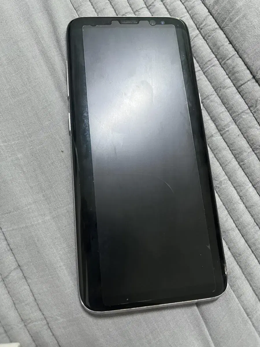 Galaxy S8 Gray is for sale. Normal again.