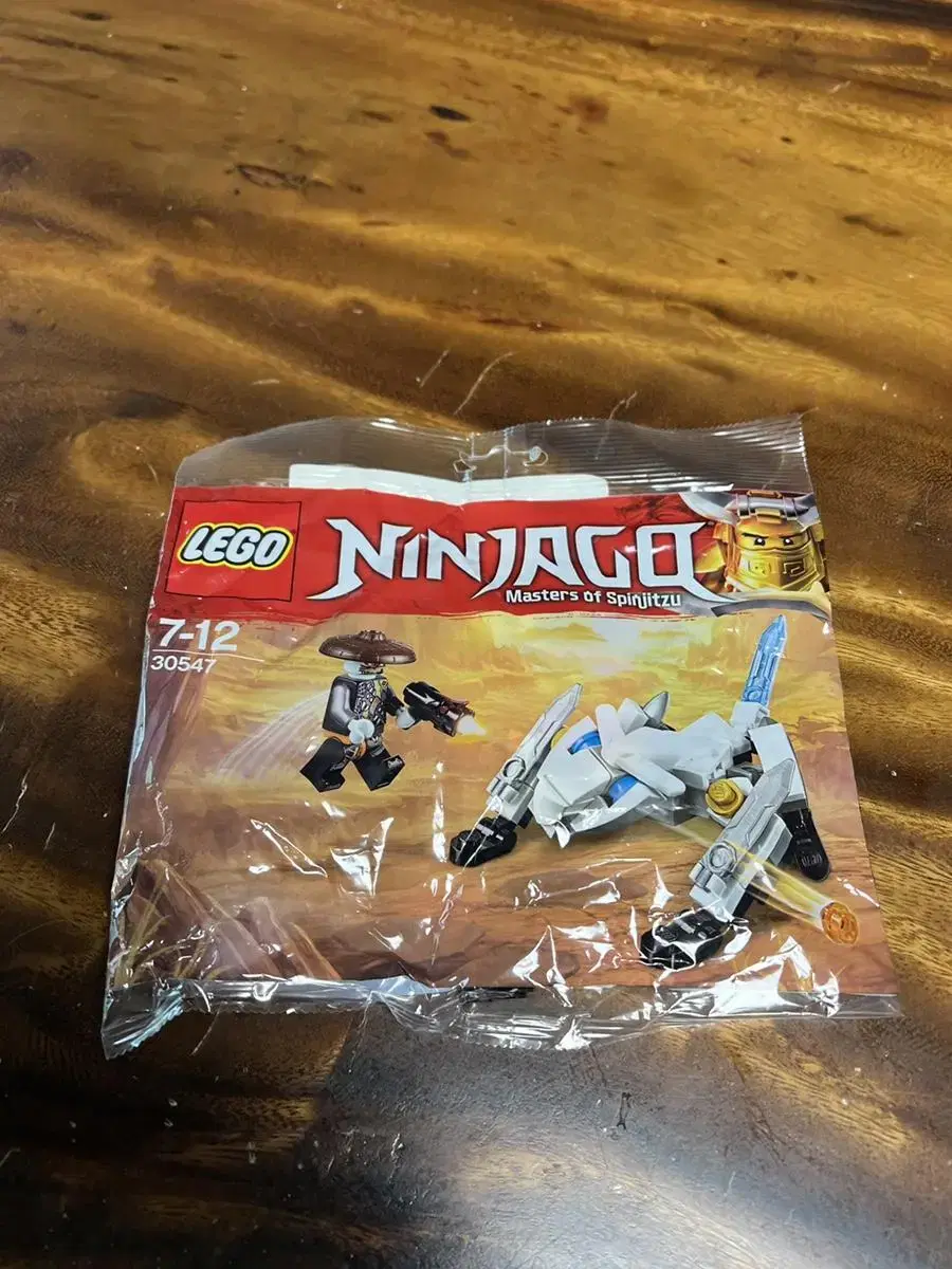 LEGO Ninjago Dragon hunter 30547