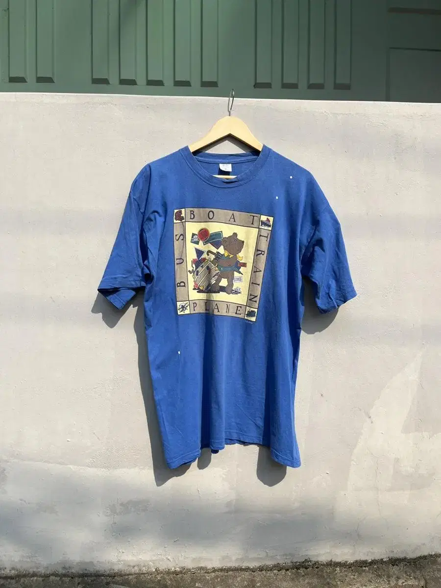 vintage bear traveling t shirts