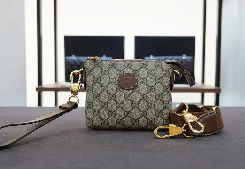 [GOODS]Gucci 723306 Interlocking G Messenger Mini Crossbody Bag A+ [GOODS]Gucci 723306 Interlocking G Messenger Mini Crossbody Bag A+ [GOODS]Gucci 723306 Interlocking G Messenger Mini Crossbody Bag