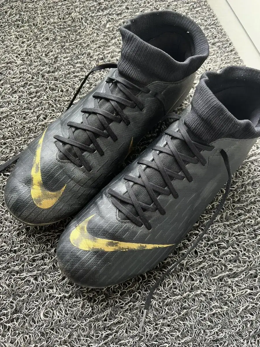 Nike Football Boots 260