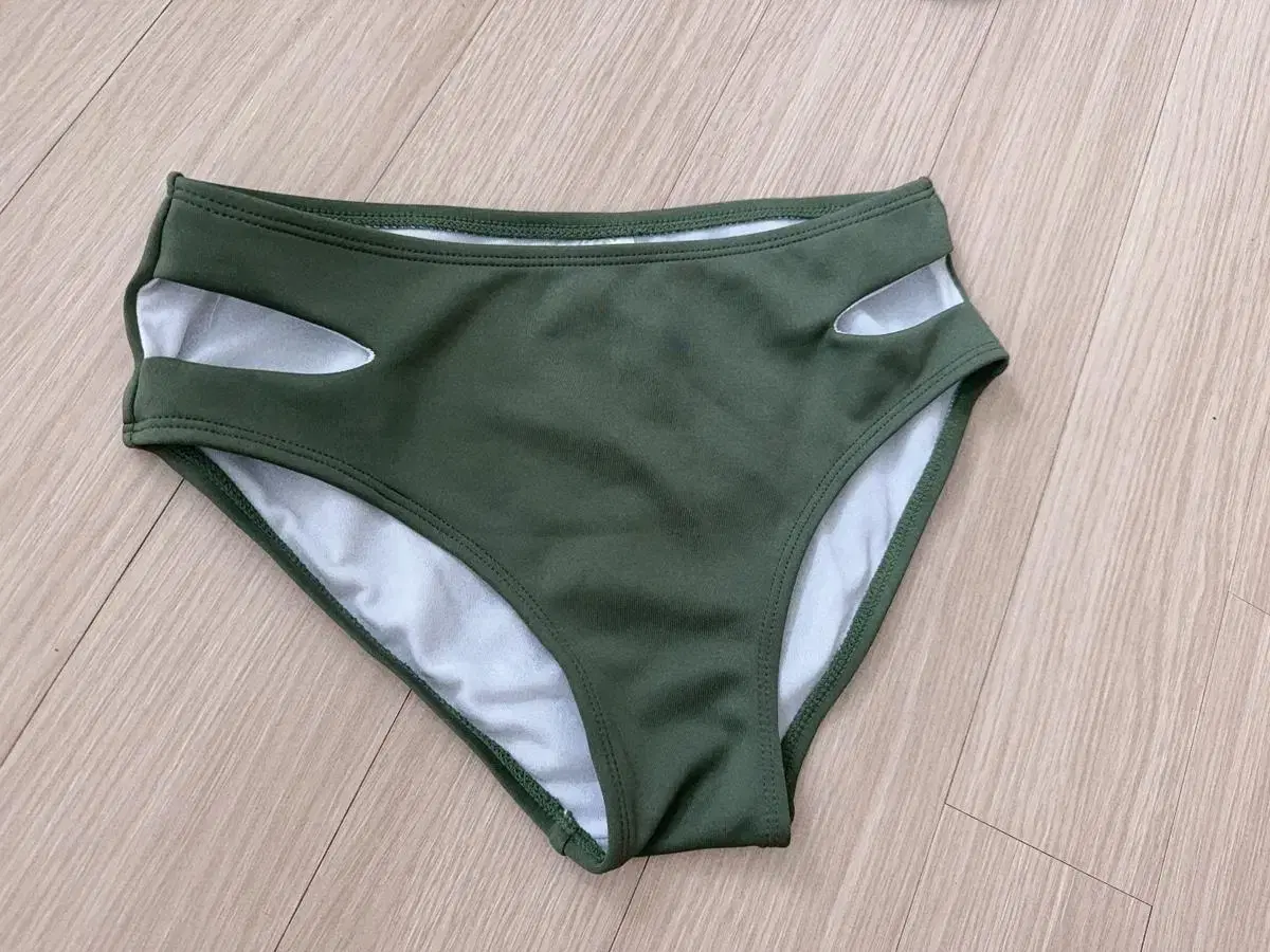 Bikini combo pants