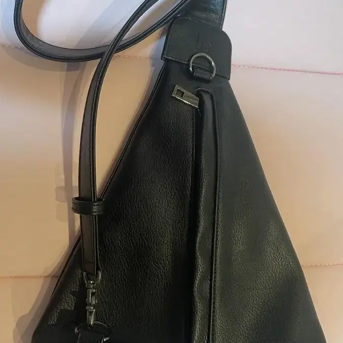 Le 르 sling bag 블랙