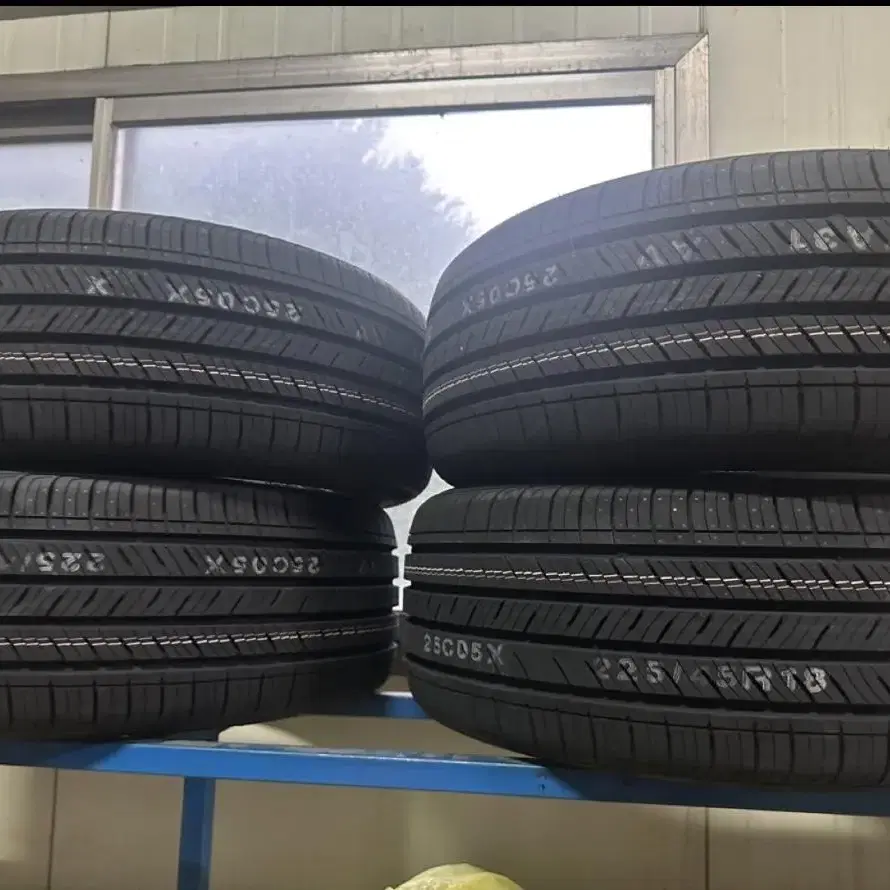 [세상품] 금호타이어 솔루스 TA31 225/45R18