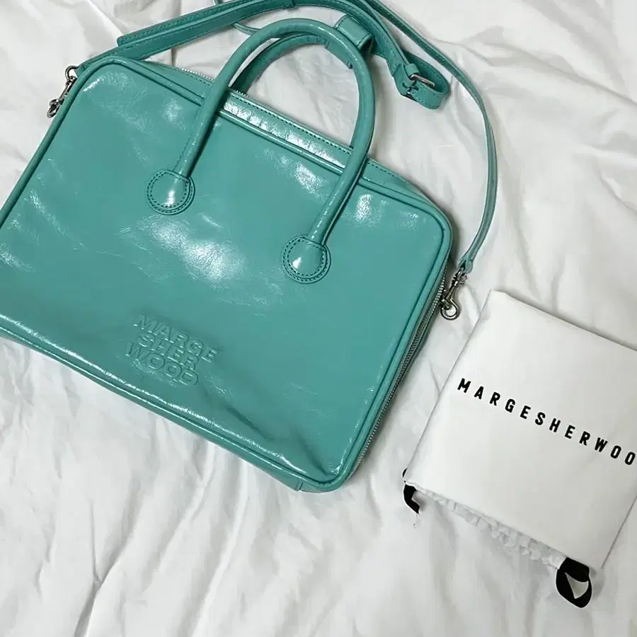 마지셔우드 파이핑 도트백 piping tote