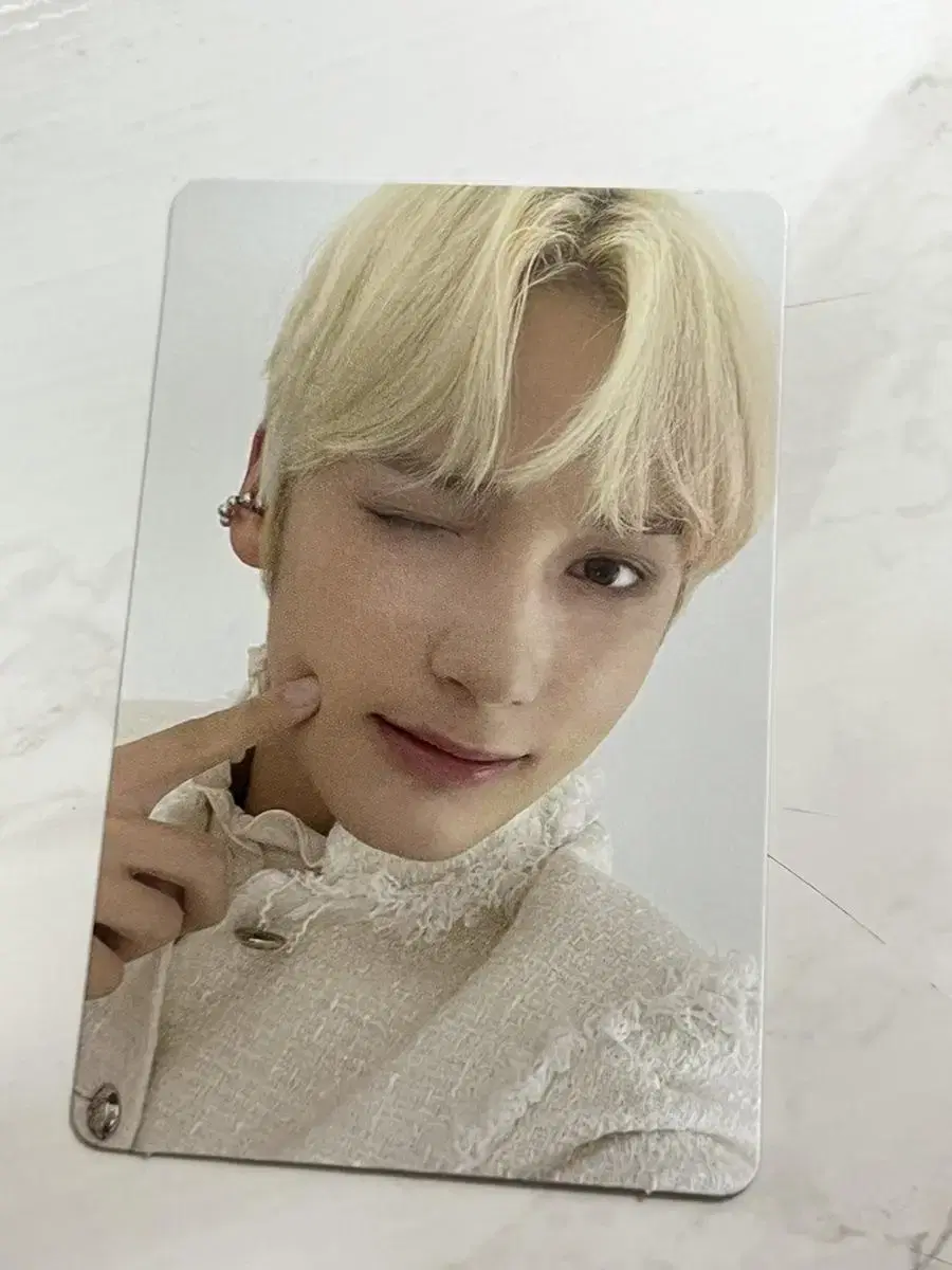 Sell txt hueningkai Paoi Jewels photocard 