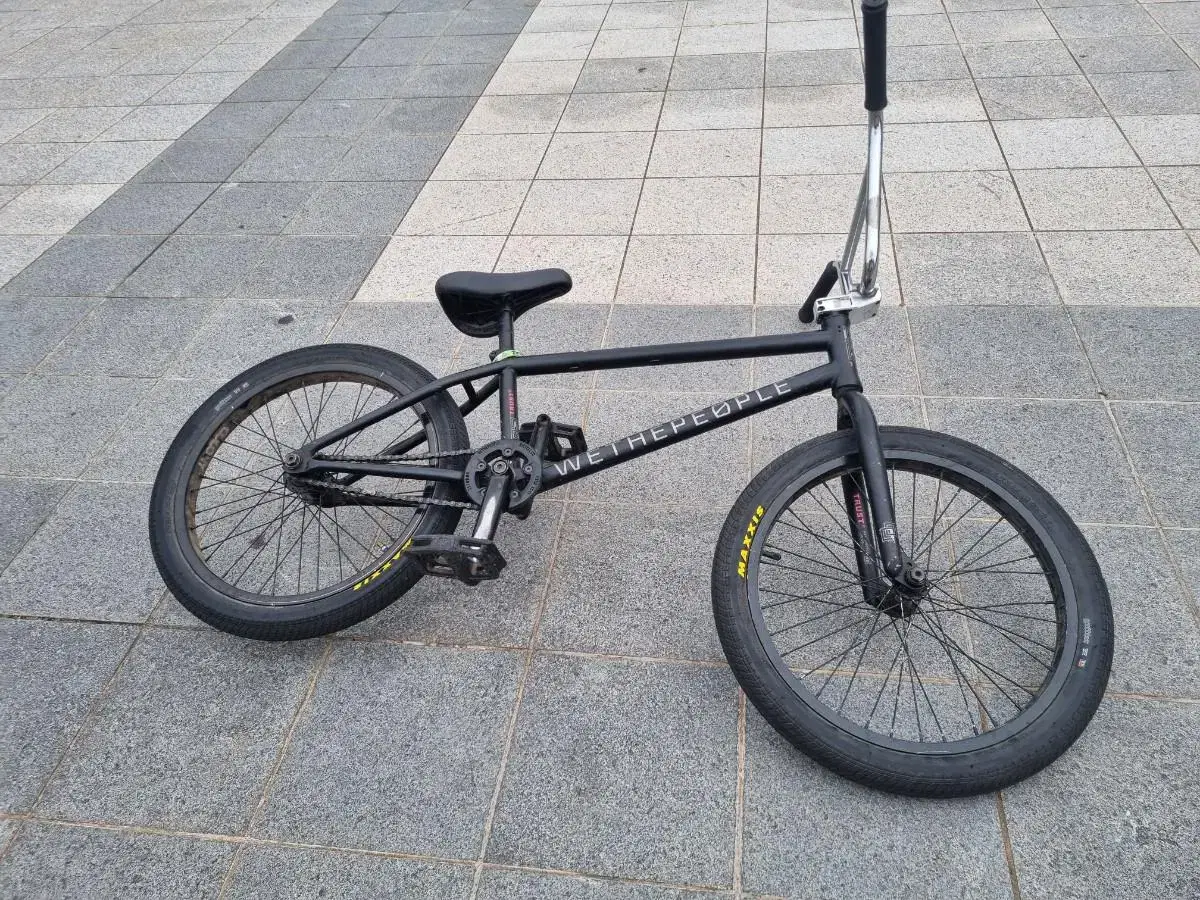 위더피플bmx 정말 급해서 싸게 팝니다