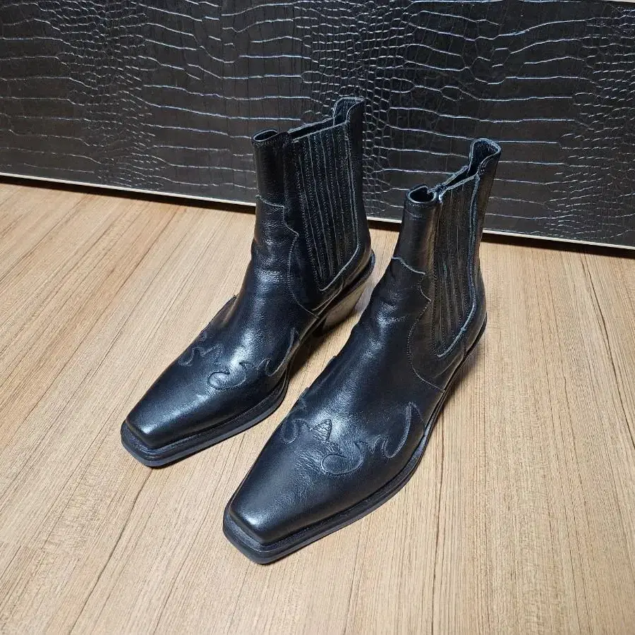 [260]yuji CELIA WESTERN BOOT