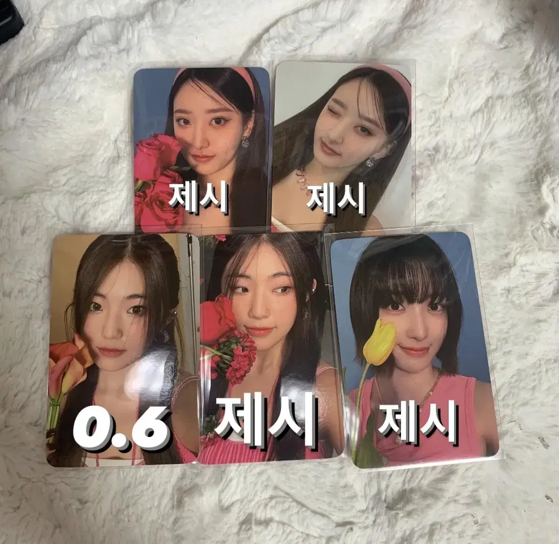 H1key with muu sells photocard for more than $30,000