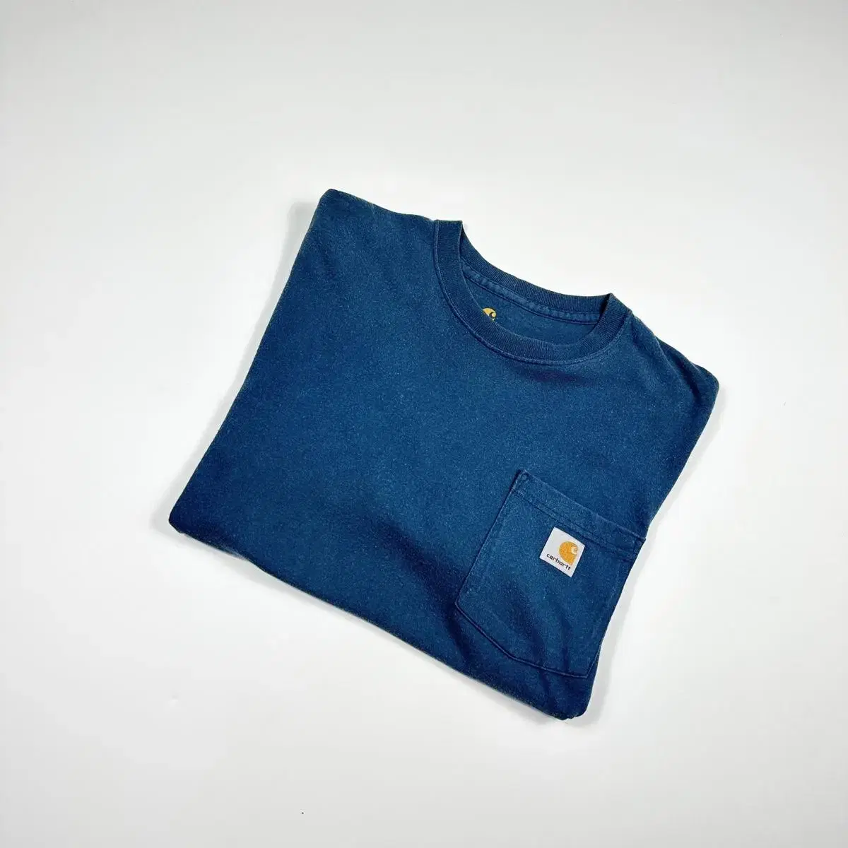 Calhart Basic Small Logo Pocket Vahn Tee (true to size L)