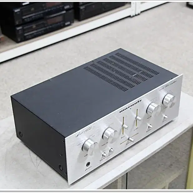 마란츠(MARANTZ) A급 아날로그 인티앰프 모델 1072