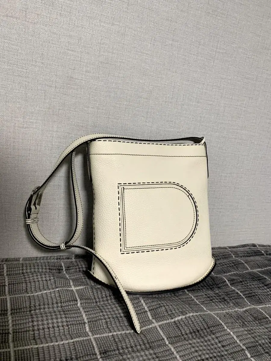 DELVAUX Delvaux Faux Finned Daily Bag NewGrand
