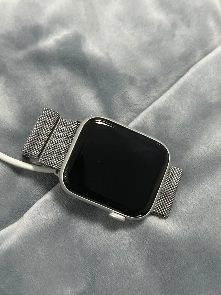 Apple Watch SE 44mm almost new