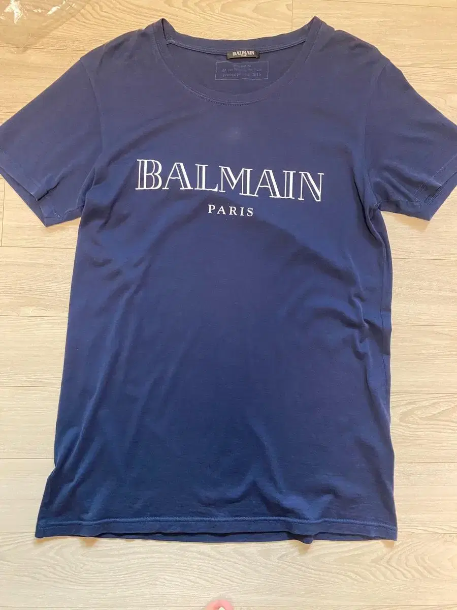 Balmain Navy T-shirt sell S