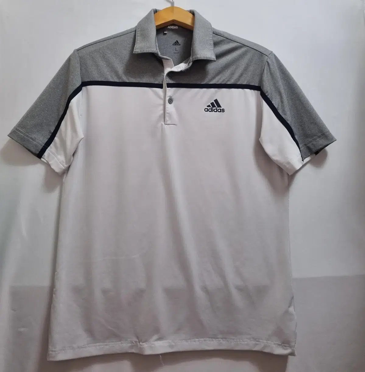 True to size M(95) Adidas Gray Functional PK Vahn Vahn Tee