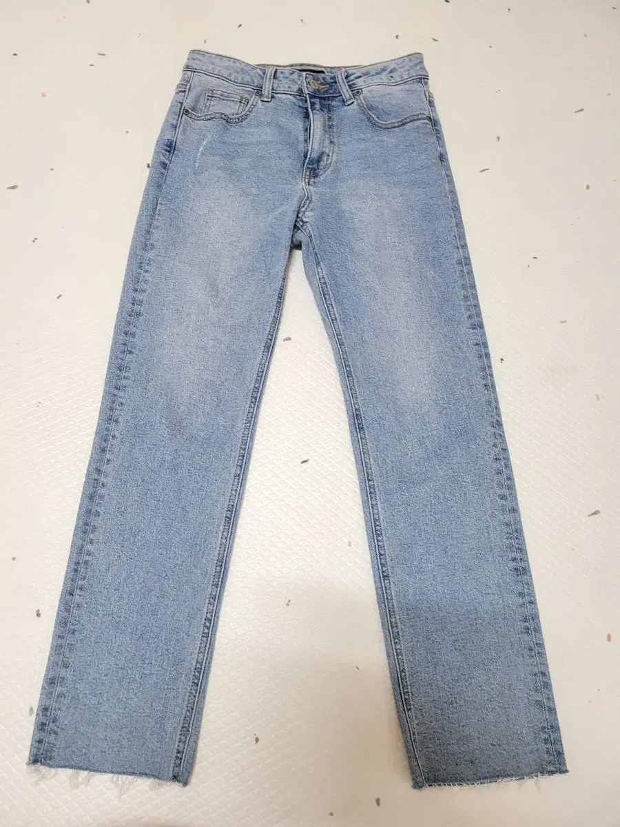 New product) Top ten women's jeans