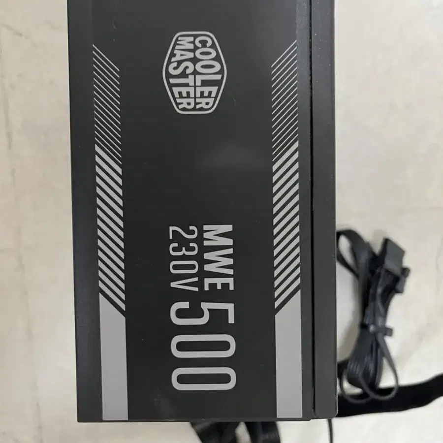 쿨러 마스터 MWE 500w 230v