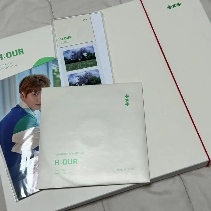 투바투 The first photobook H:OUR 풀세트