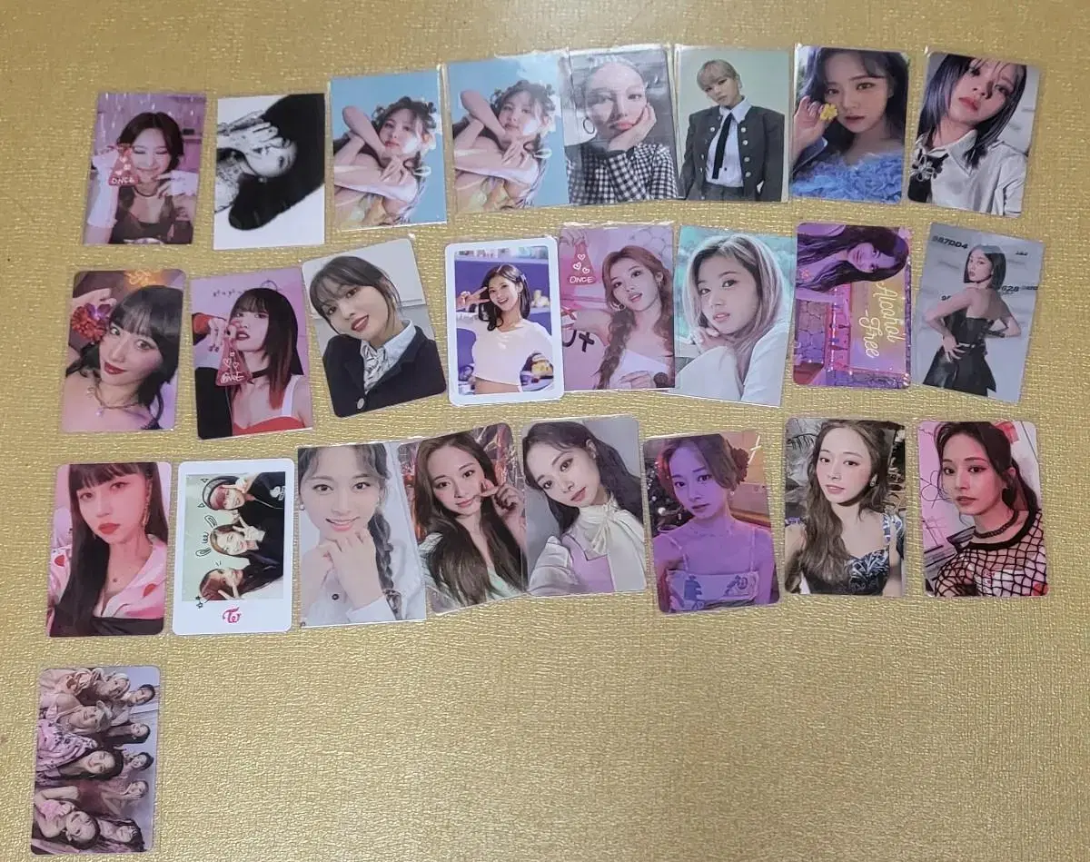 Sources twice photocard WTS