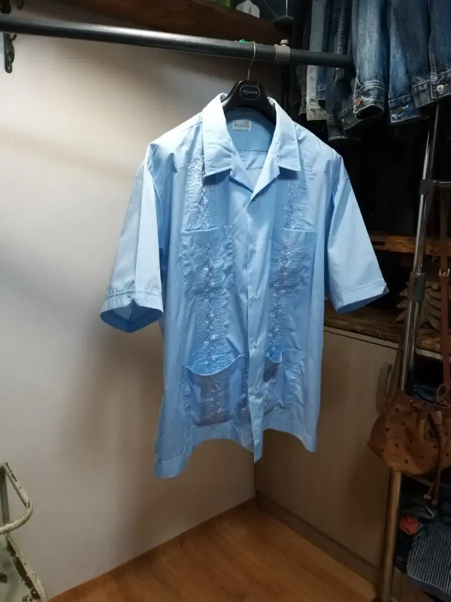 Cuba Guayabera Embroidered Shirt . XXXXL