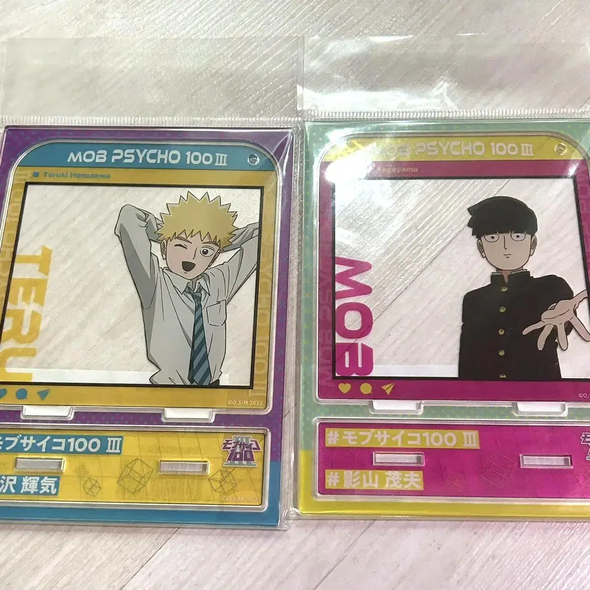 MOB SAIKO Fanbook, Teru, Momo Acrylic