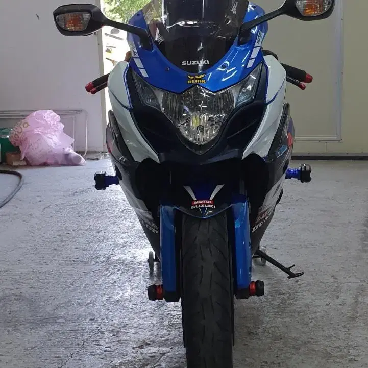 스즈키 GSX R-1000