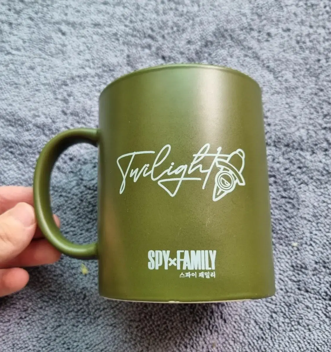 [SPY FAMILY] Poser sign sells limited edition mugs