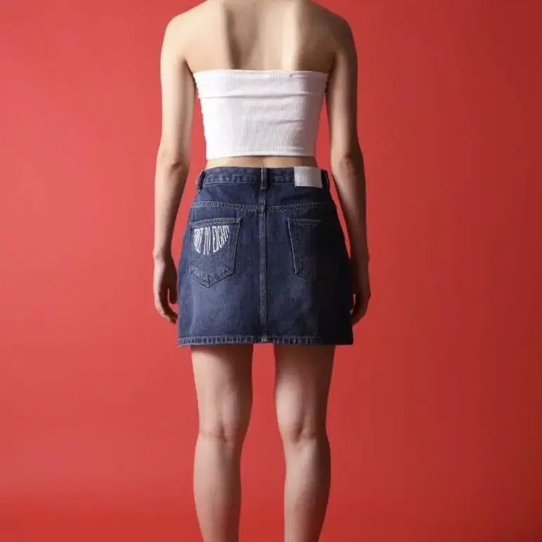 쓰리투에이티 back printed mini skirt