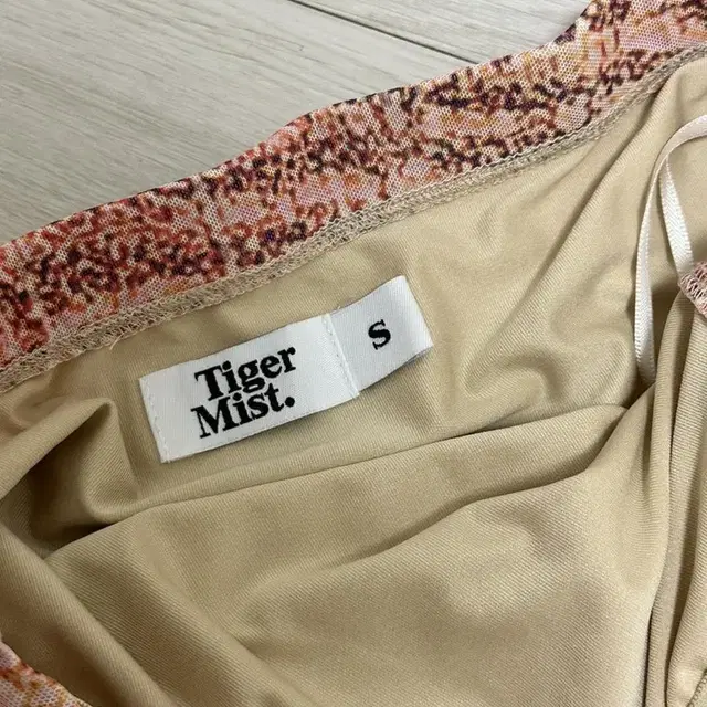 Tiger mist 튜브탑 / 스커트