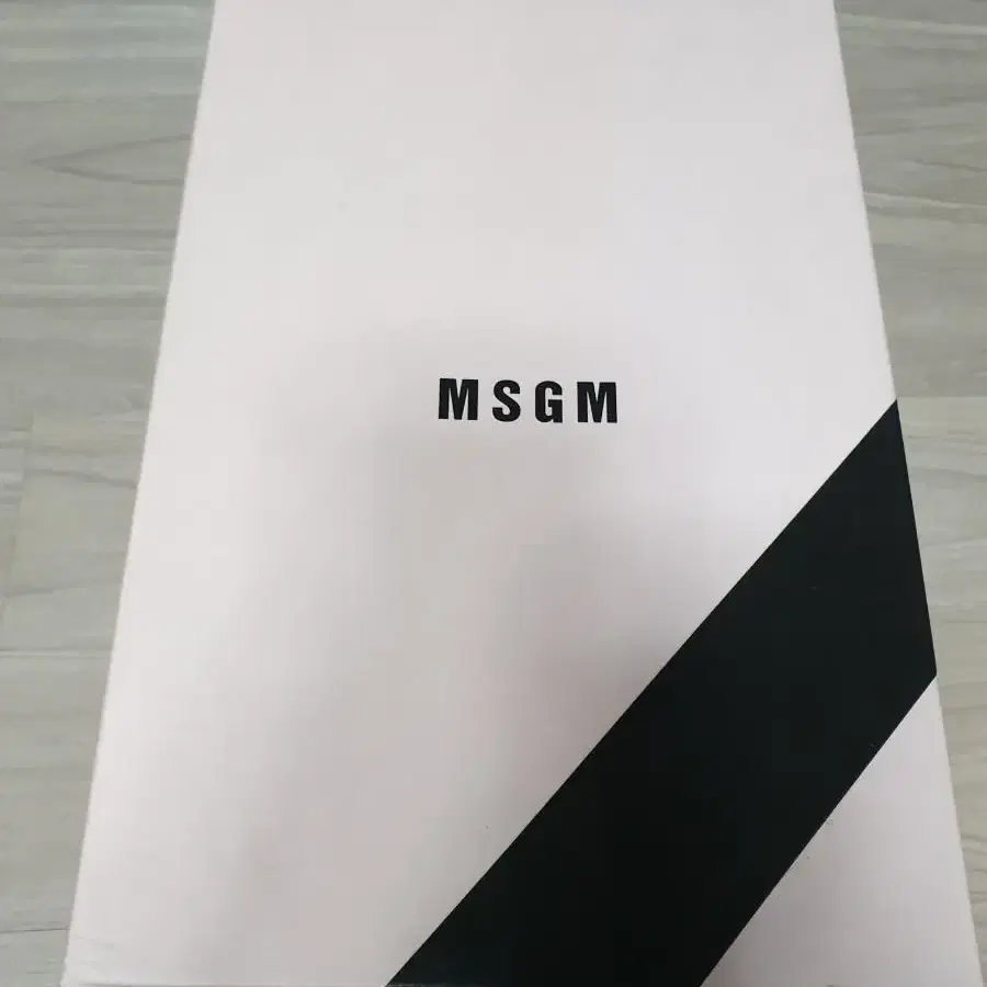 MSGM 스니커즈