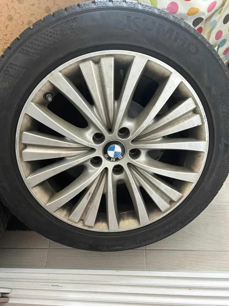 bmw 19인치 정품 x5 255/50 R19 스노우 순정 휠타이어