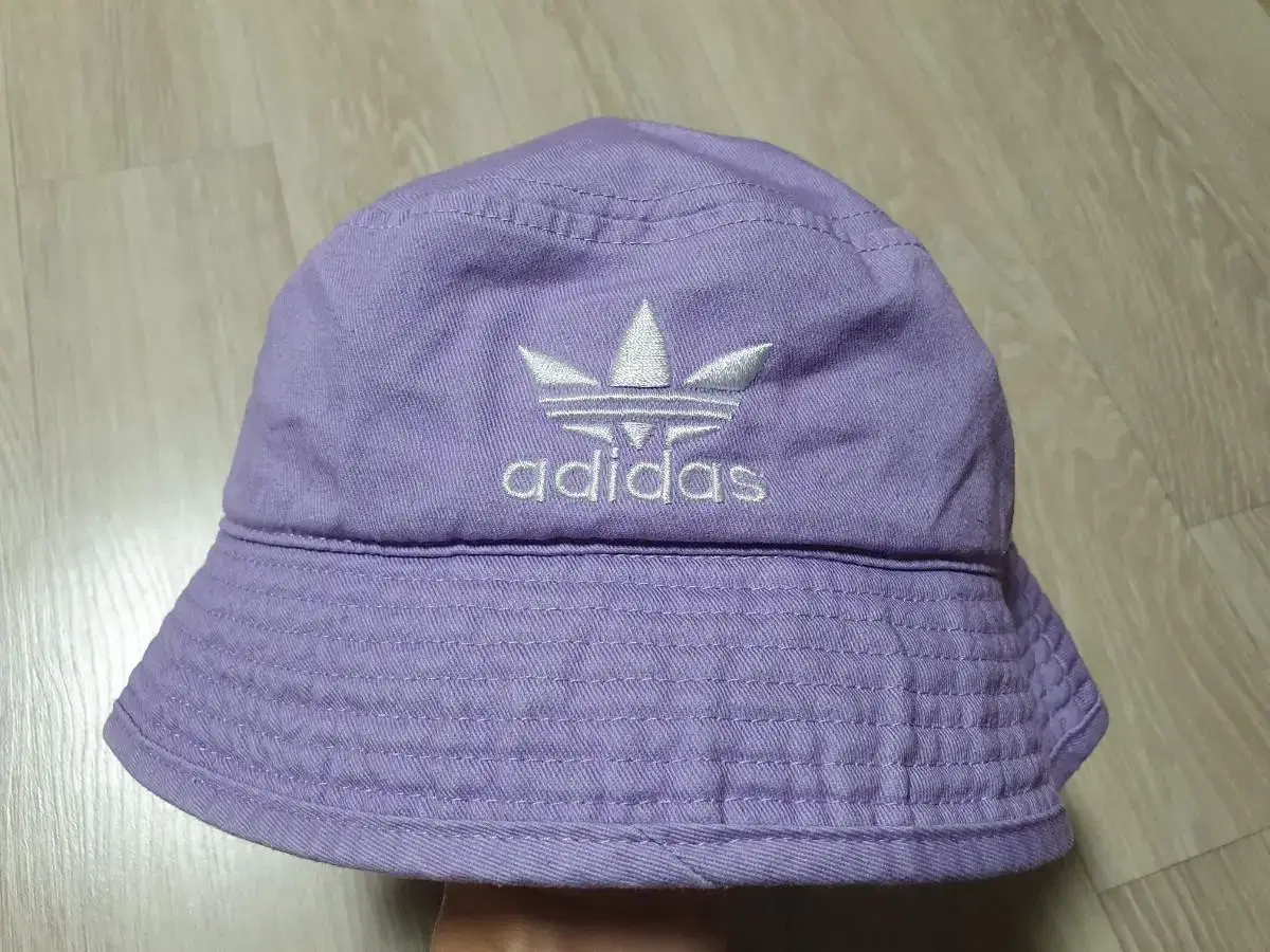 아디다스 퍼플 BTS 보라색 버킷햇 벙거지 adidas Bucket Ha