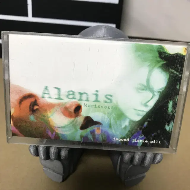 [중고음반/TAPE] 앨라니스 모리셋 Jagged Little Pill