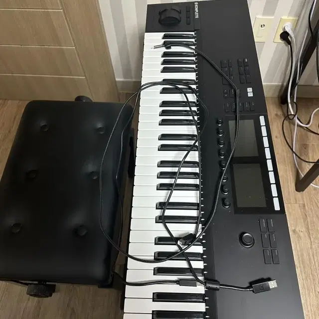 Komplete kontrol S61 MK2