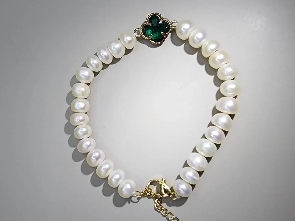 Natural pearl bracelet Four-leaf clover bracelet 27 pearl grains Dumpling pearl bracelet