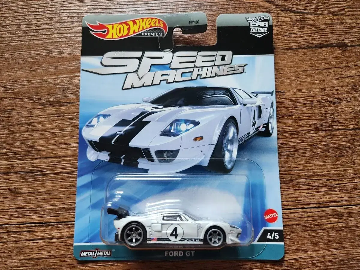 Hot Wheels Premium Ford GT Minicar Die-Cast