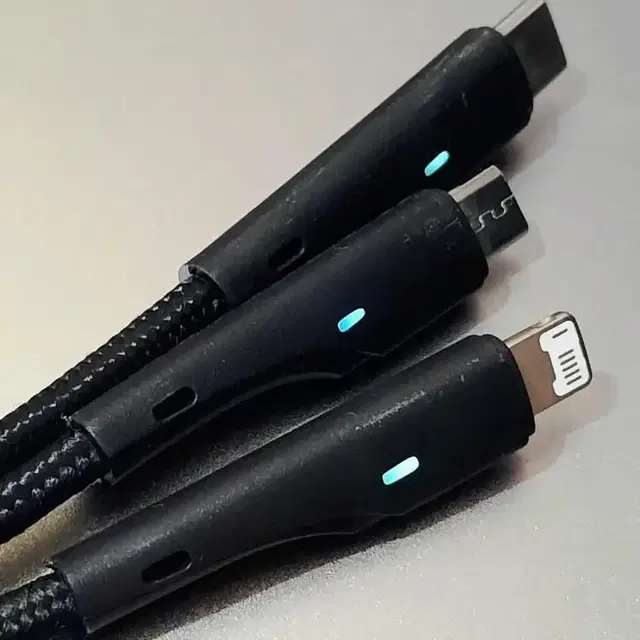 미개봉 새상품 고품질 LED 3 IN 1 USB 케이블 데이터 전송 및