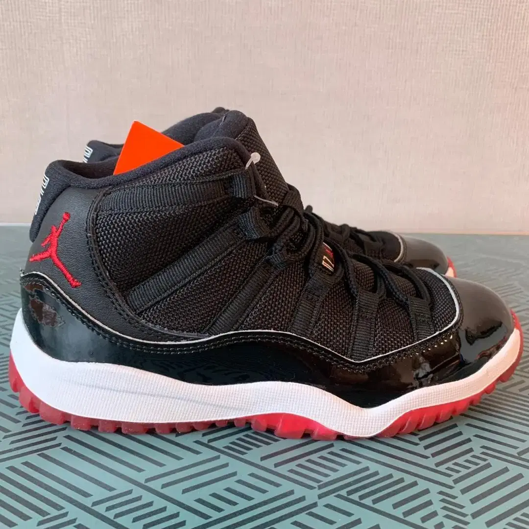 (PS) Jordan 11 Retro Bred 2019