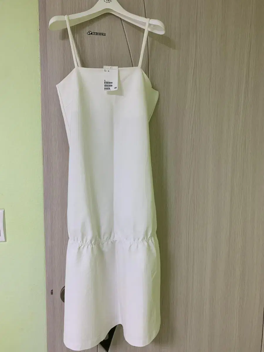 H&M White Plain ONEPIECE New Products