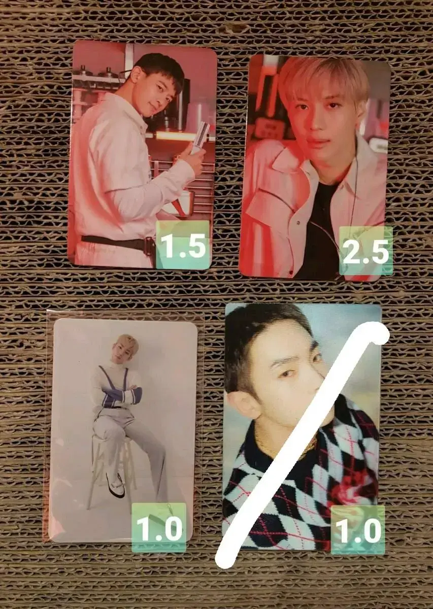 SHINee seasons greetings pre-order benefit photocard key taemin Minho