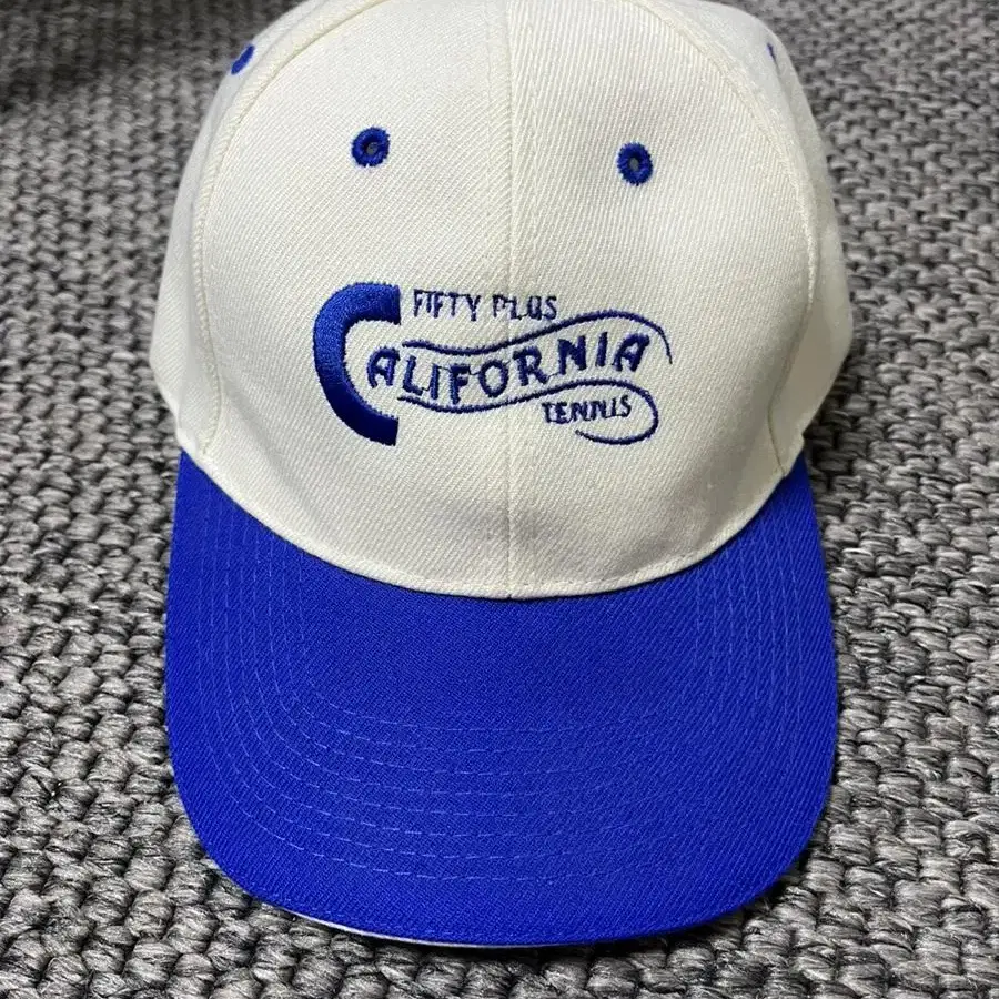 Vintage cap